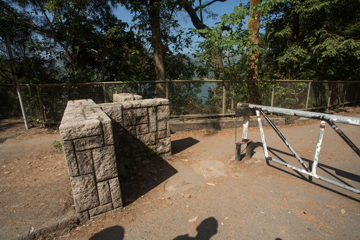 Access to the gate in front of the dam
