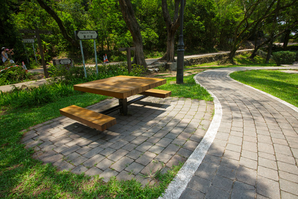 Picnic table at High West Picnic Area (table height is about 2 feet and 4 inches)