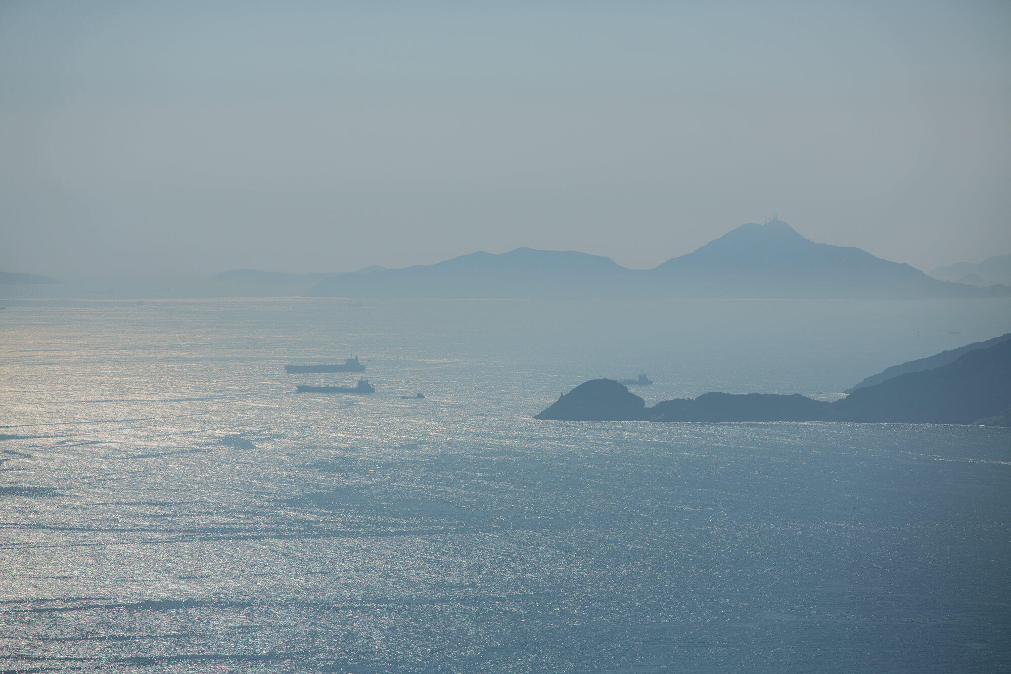 擔杆島