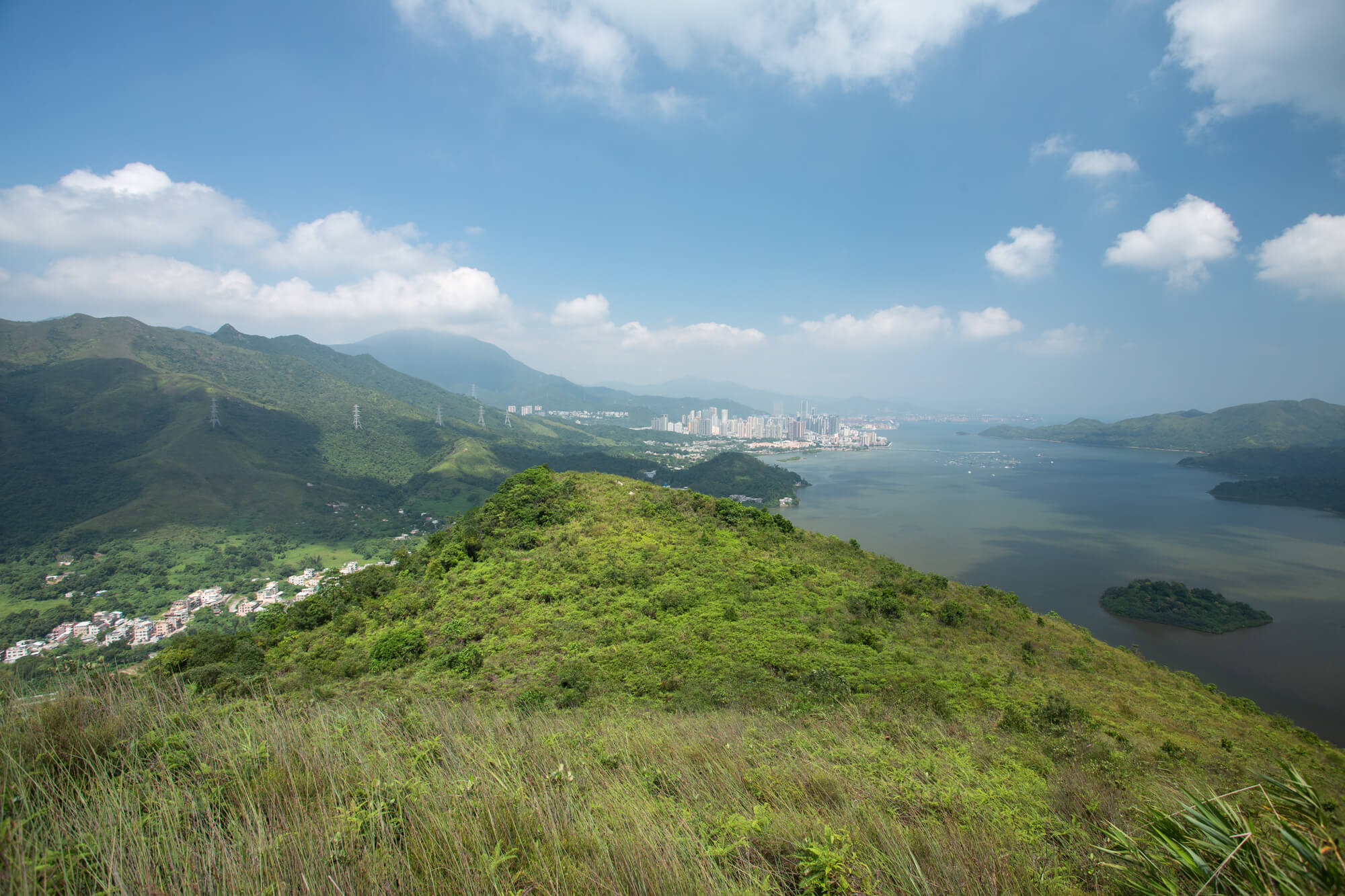 在海背嶺山脊上