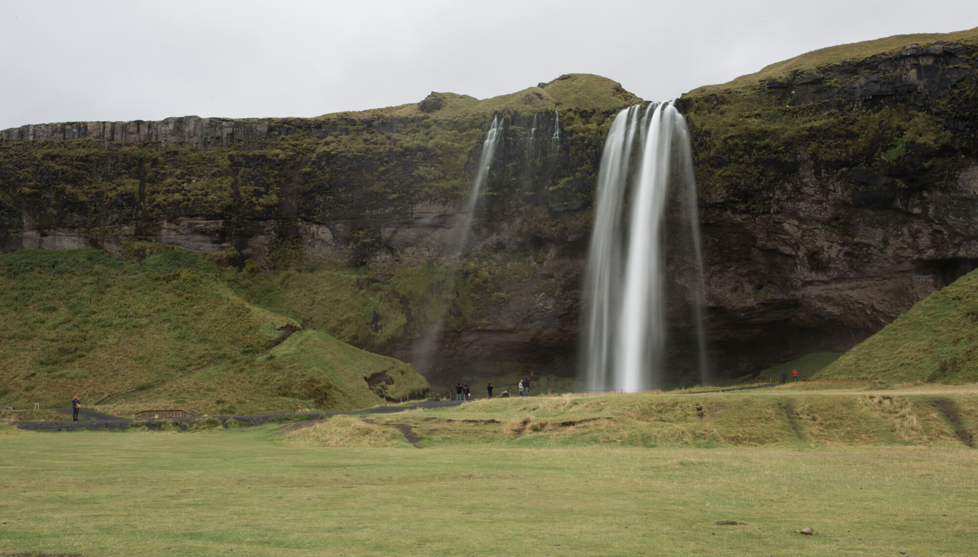 Seljalandsfoss 瀑布