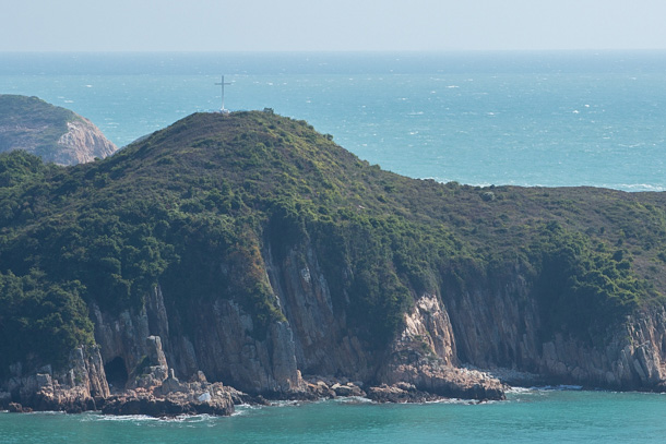 島上的十字架