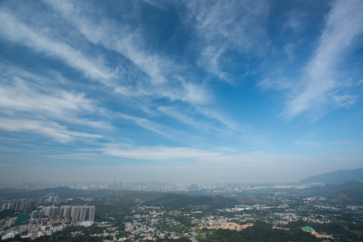 卷雲散開