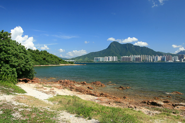 清晰的馬鞍山山容