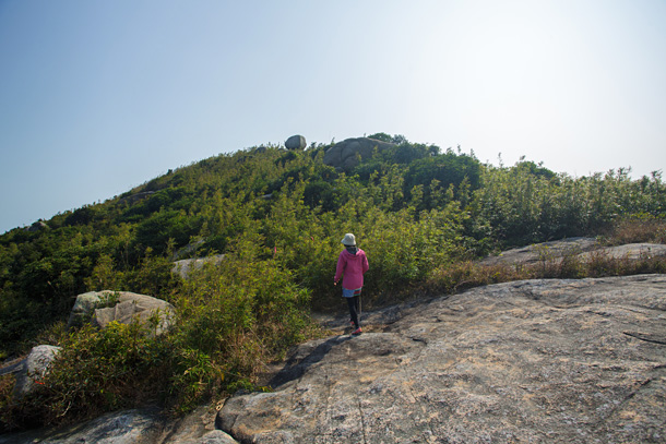 已接近山地塘的山頂