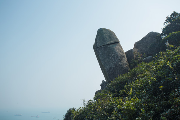 山地塘的石景以不文石最為易認