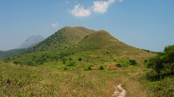 前往羌山