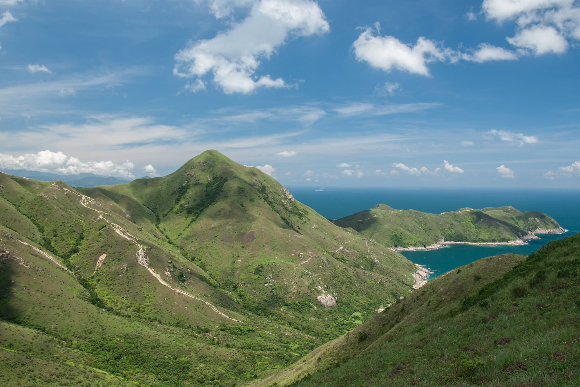 東灣山