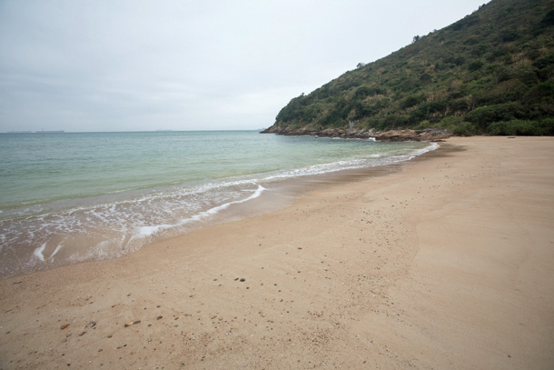 往岸邊行便是千溪海岸