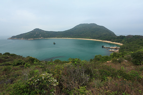 遠眺小鴉洲山