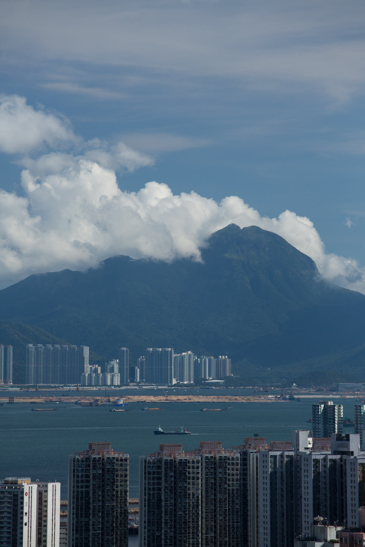 鳳凰雙峰