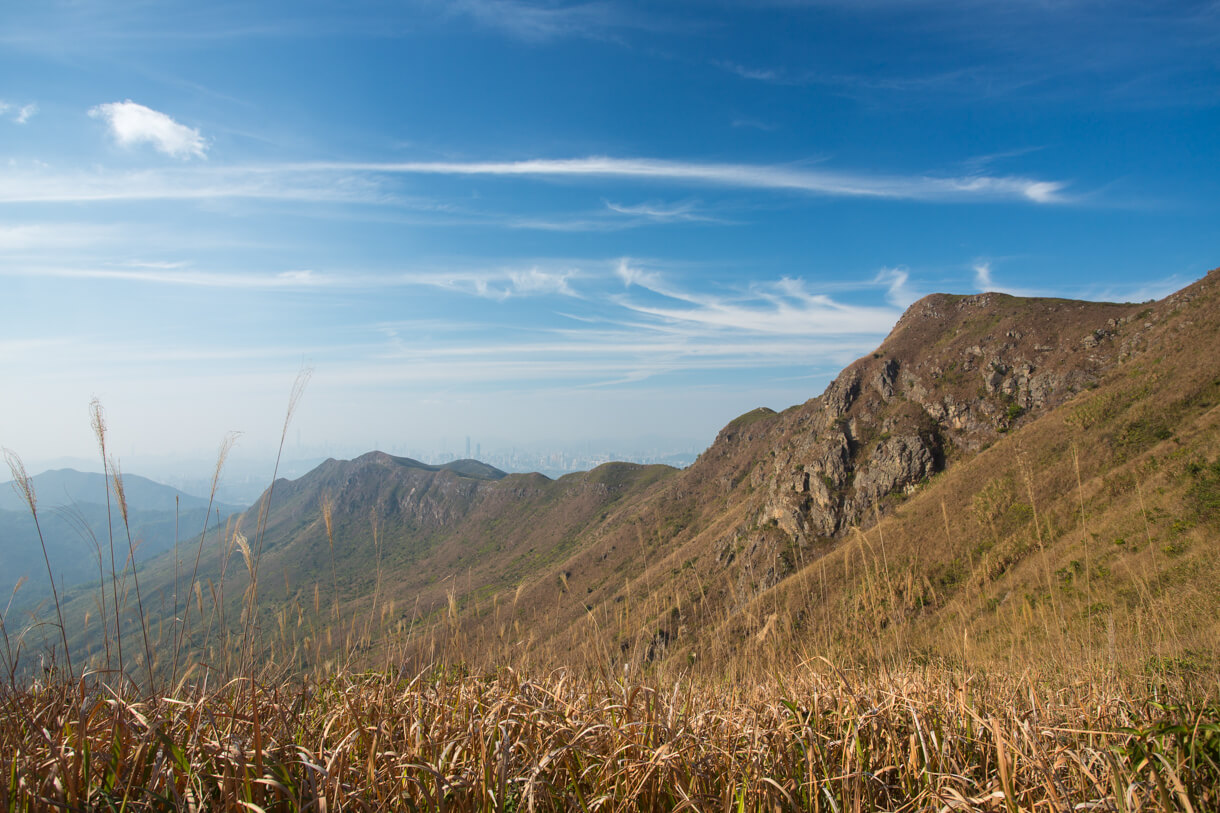 黃嶺連接著屏風山